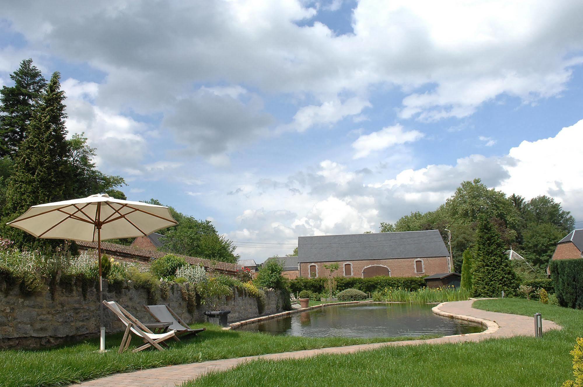 Hotel Beau Sejour Villers-sur-Lesse Exterior foto